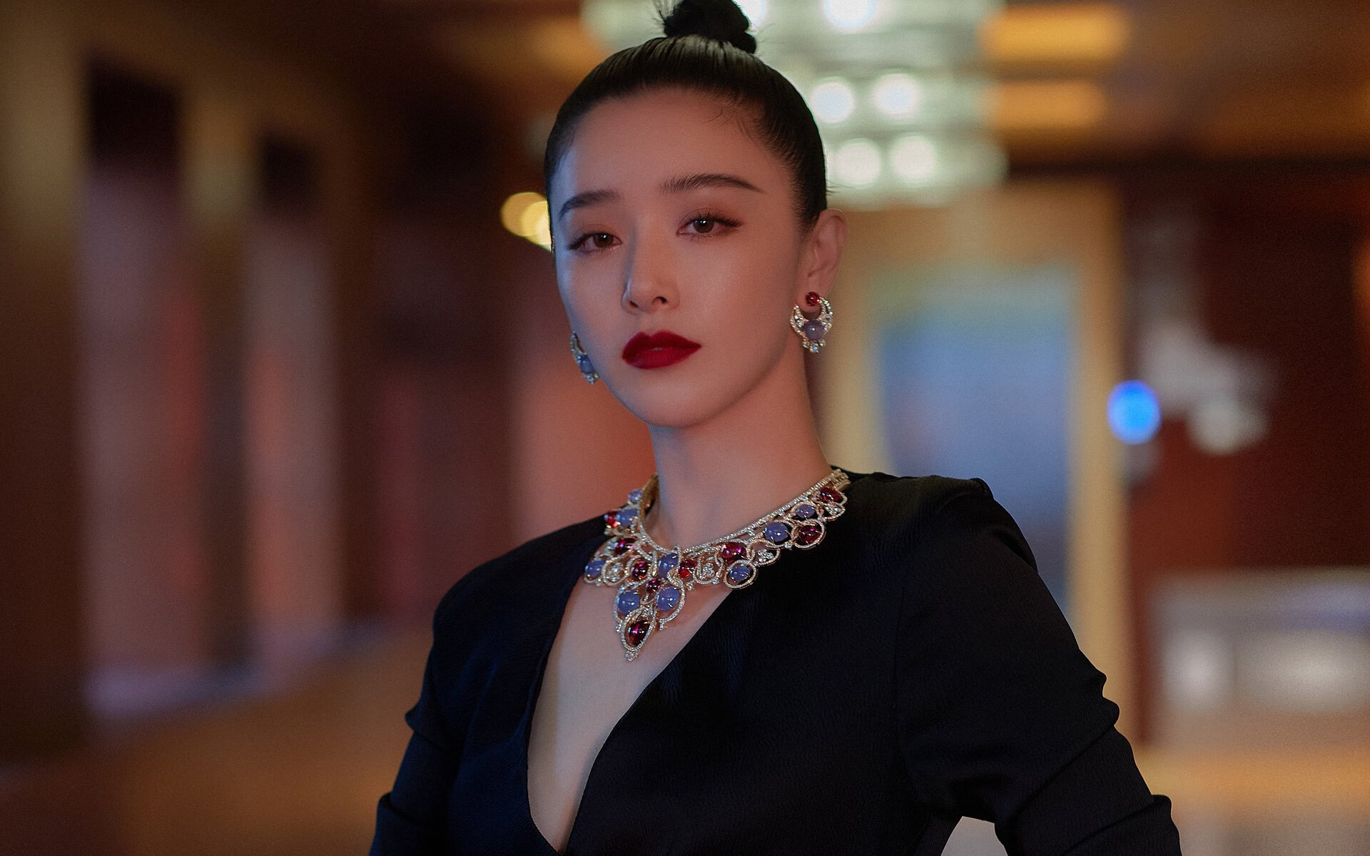 科斯用坚持和努力书写辉煌篇章,科斯的书