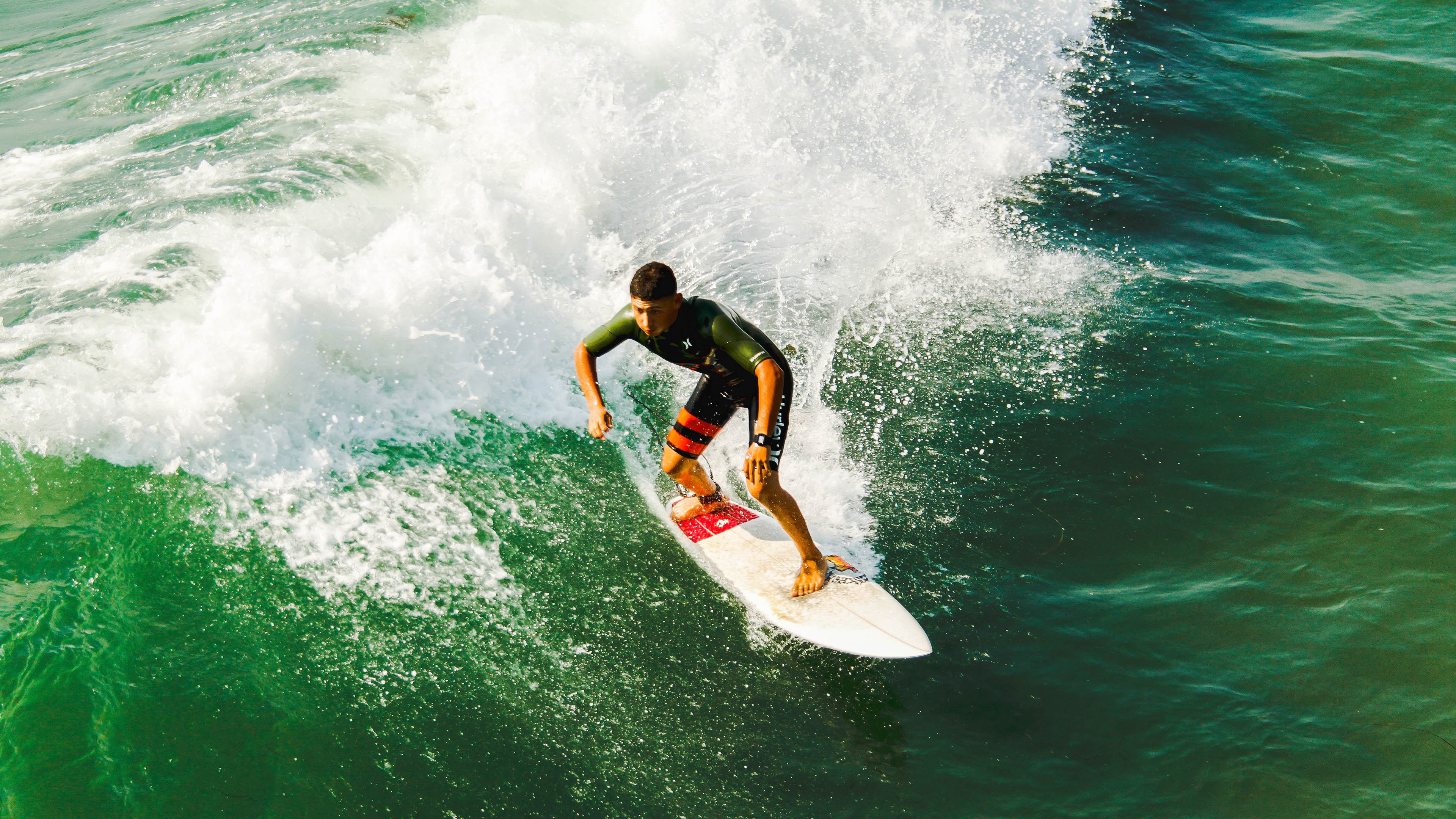 QQ飞车“极速争锋”年度总决赛迎来高潮，qq飞车如何挑战极速之巅