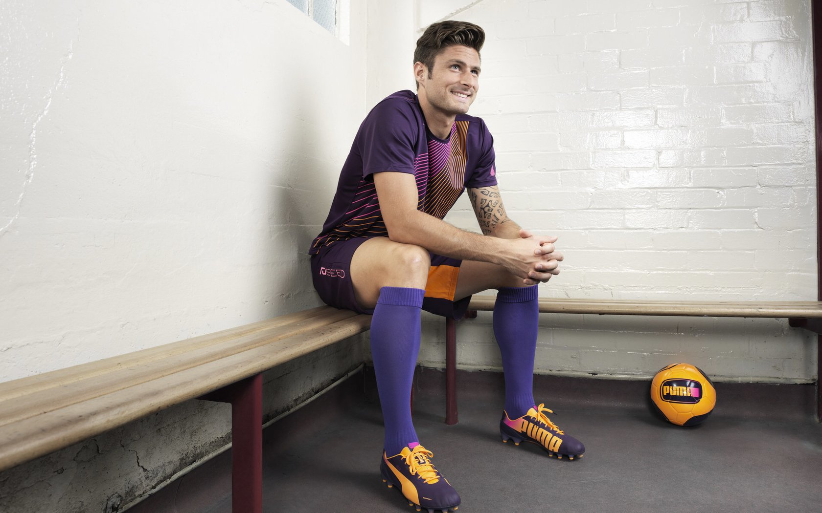 乐鱼（中国）体育官方网站-“西甲焦点战：明星对决精彩纷呈，场面火爆”，西甲明星球员名单