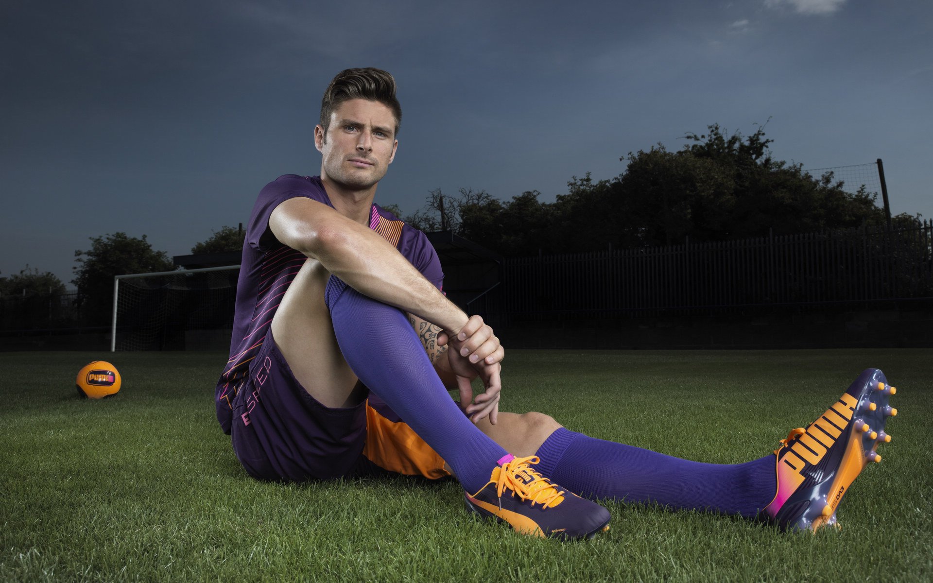 乐鱼在线登录-美国队前锋马丁内斯在巴黎奥运会上表现出色，马丁内斯什么水平