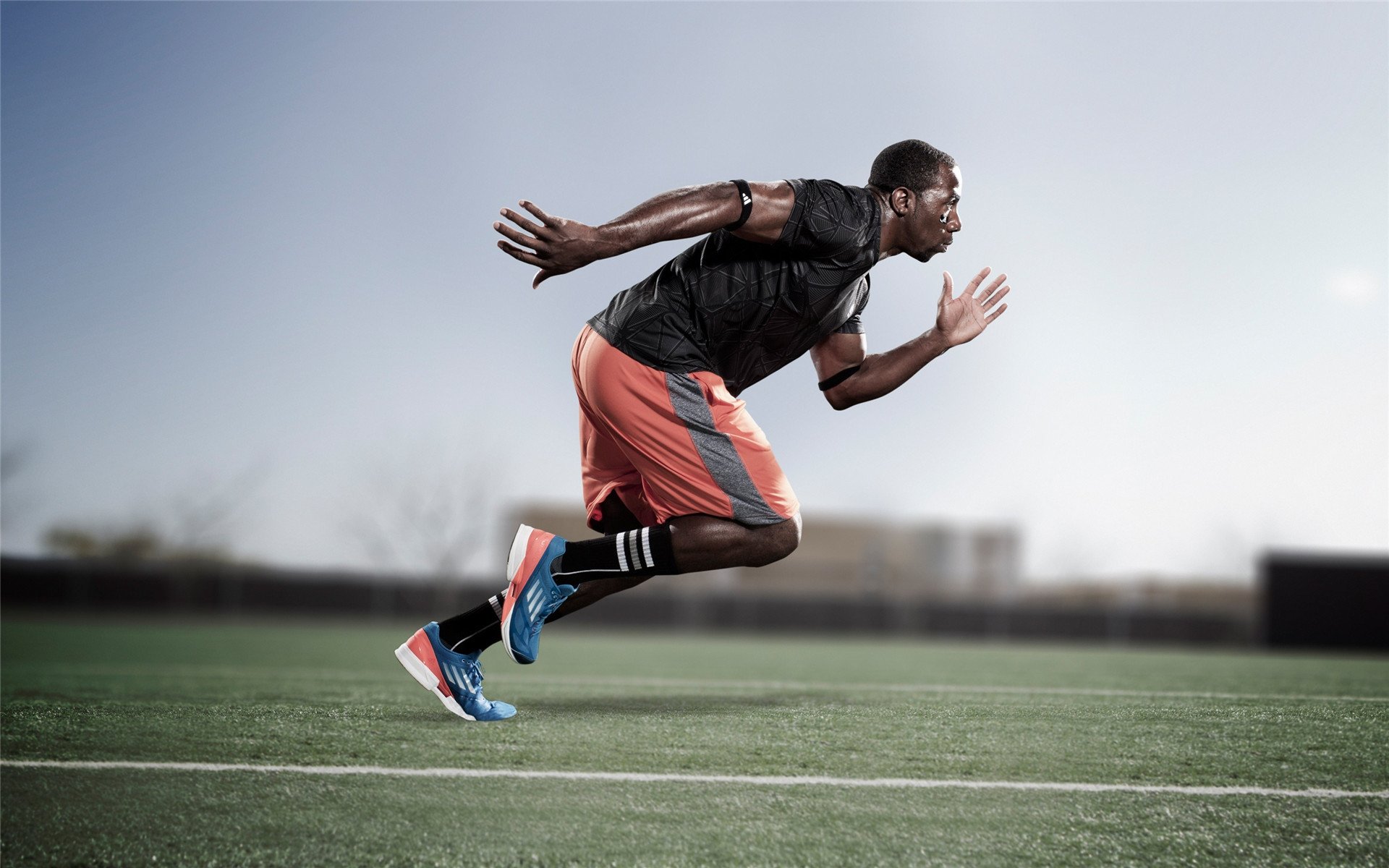 leyu-青少年篮球扶贫行动在偏远地区全面铺开，普及体育教育，青少年篮球训练项目